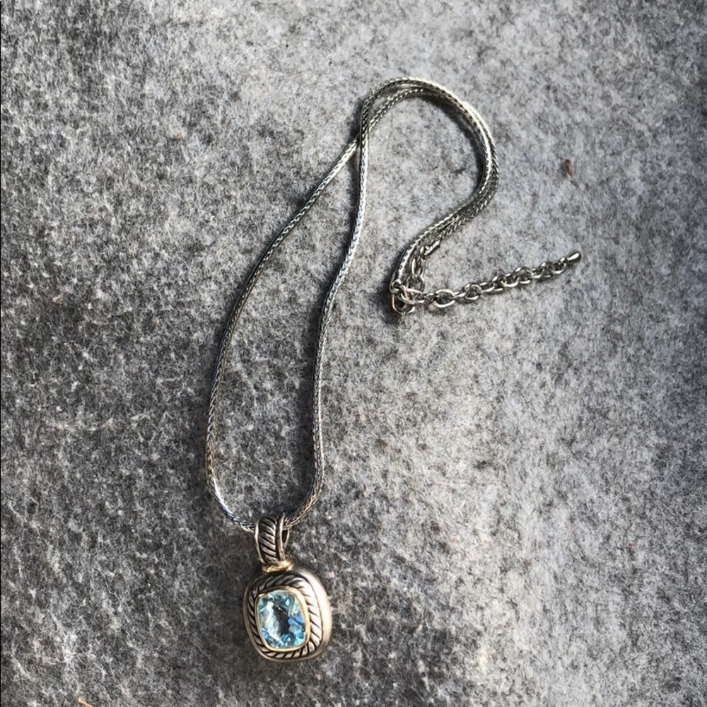 David yurman necklace with blue stone center